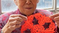 7天剪出1.3米大作 86岁非遗传人的剪纸人生