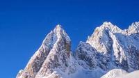 云南恢复跨省游 玉龙雪山喜迎客